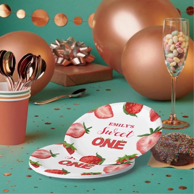 Strawberry Sweet Thank You Birthday| Berry Sweet  Paper Plates (Multi)