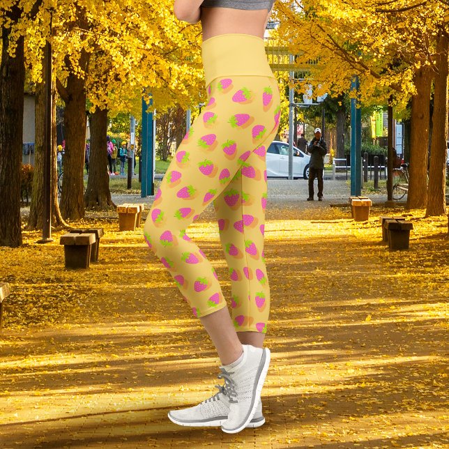 Strawberry Yellow Capri Leggings (Strawberry Yellow Capri Leggings)