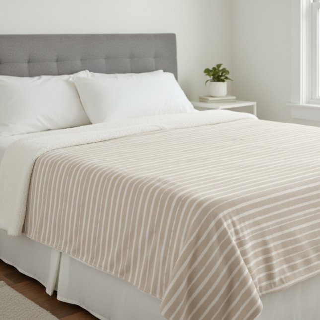 Striped blanket (Creator Uploaded)