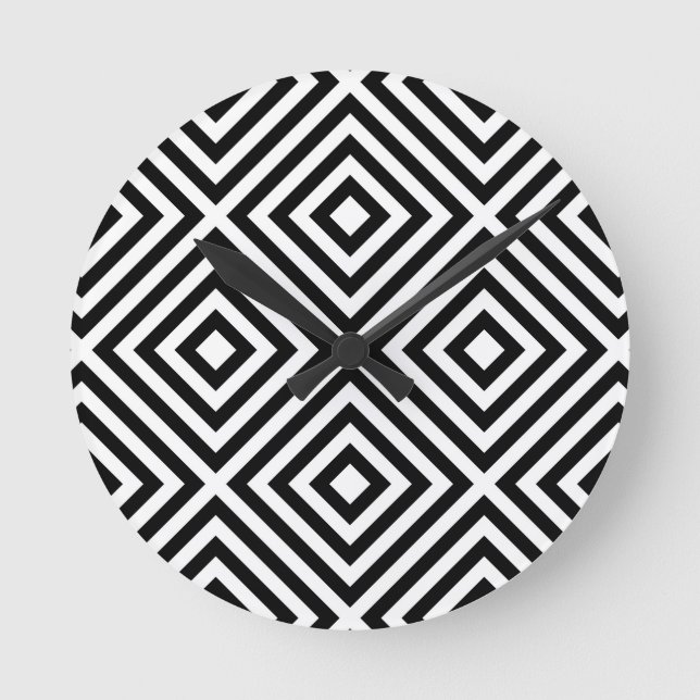 Stripes Pattern Round Clock (Front)