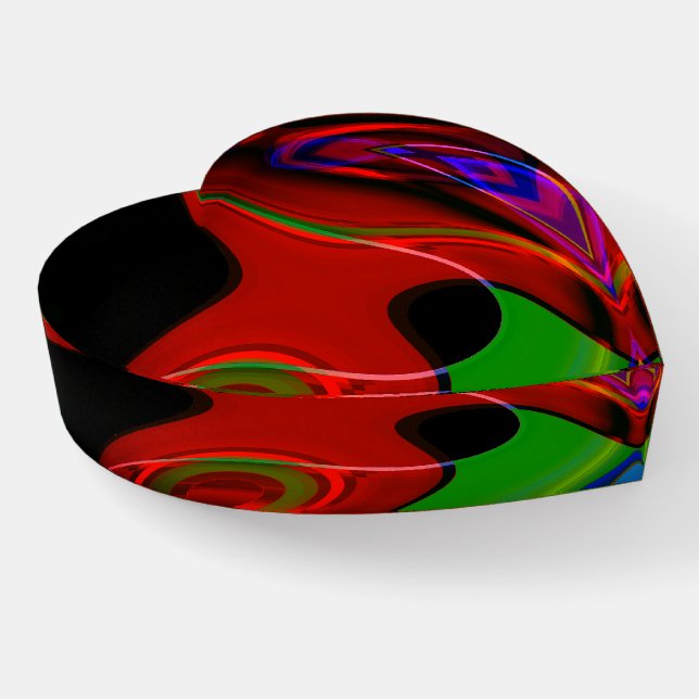 Stroke curve with slight overlap over red to green paperweight (Angled)