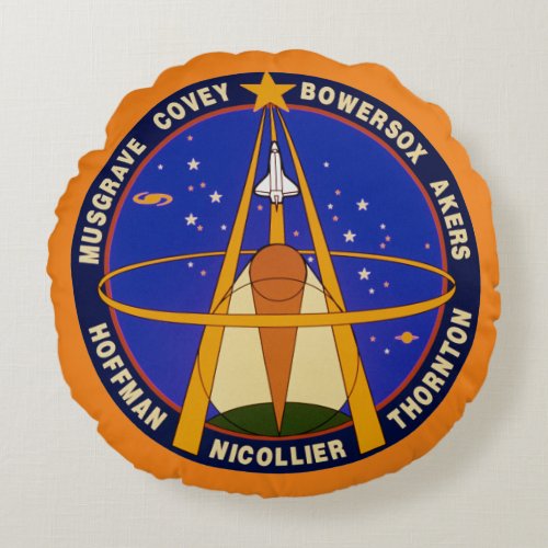 Sts_61_Mission Patch   Throw Pillow