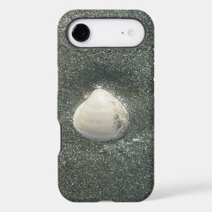 Stuck in a Shell: Minimalist Beach Serenity Achemp iPhone 17 Air Case