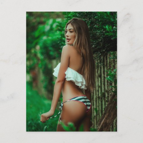 Stunning  Bikini Babe photo Postcard