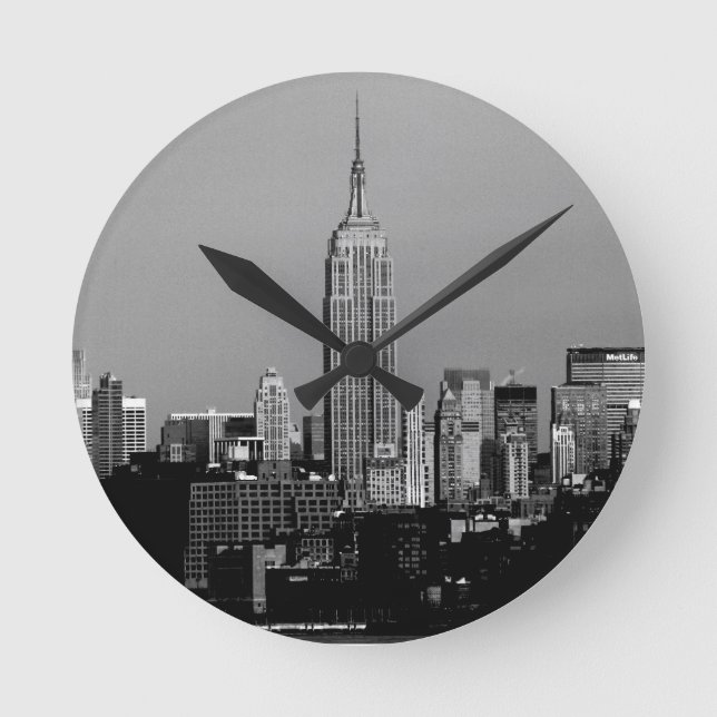Stunning! Empire State Building New York City Round Clock (Front)