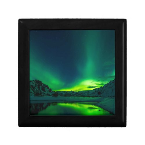 Stunning Green Aurora Gift Box