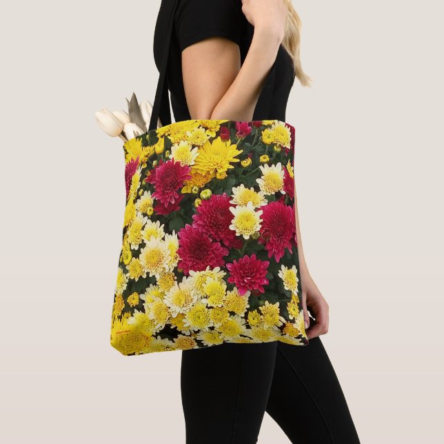 Stunning Red Gold Autumn Chrysanthemum Flowers Tote Bag (Close Up)