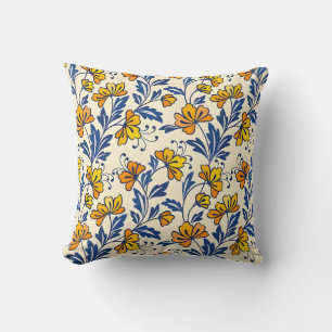 Stunning Seamless Pattern of Flowers and Leaves Throw Pillow