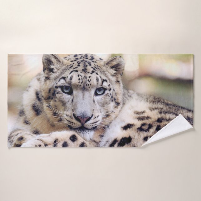 Stunning Snow Leopard Lying Down Bath Towel (Bath Towel)