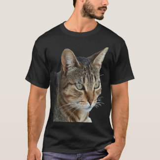 Stunning Tabby Cat Close Up Portrait Vector T-Shirt
