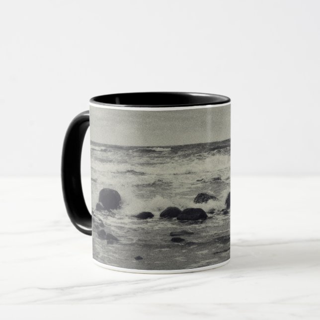 Stürmisches Meer in Schwarz - Weiß Mug (Front Left)