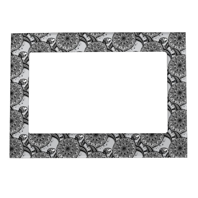 Style Turtle Pattern Magnetic Picture Frame (Front)