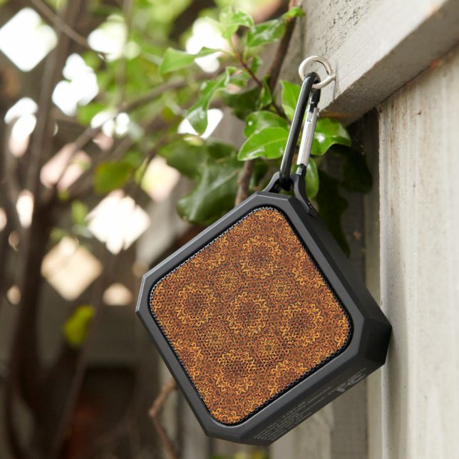 Stylish arabic ornament bluetooth speaker (Inisitu)