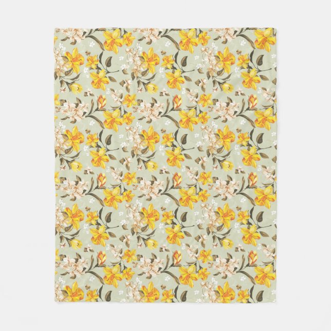 Stylish beautiful bright floral pattern fleece blanket (Front)