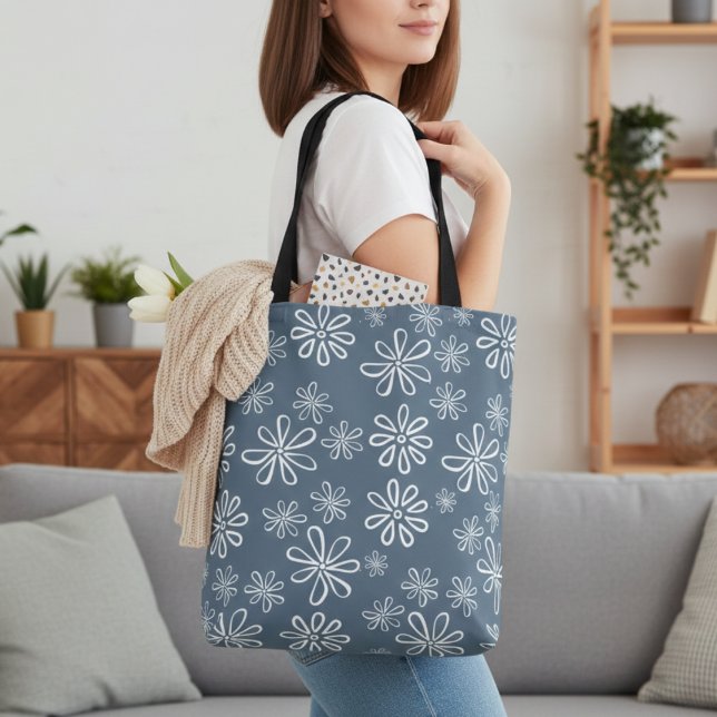 Stylish Blue and White Floral Tote Bag (Stylish Blue and White Floral Tote Bag)