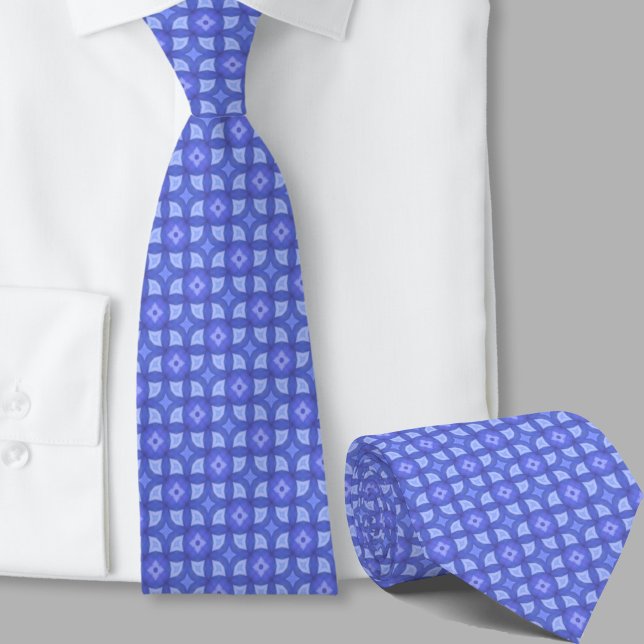 Stylish blue geometric pattern neck tie (Creator Uploaded)
