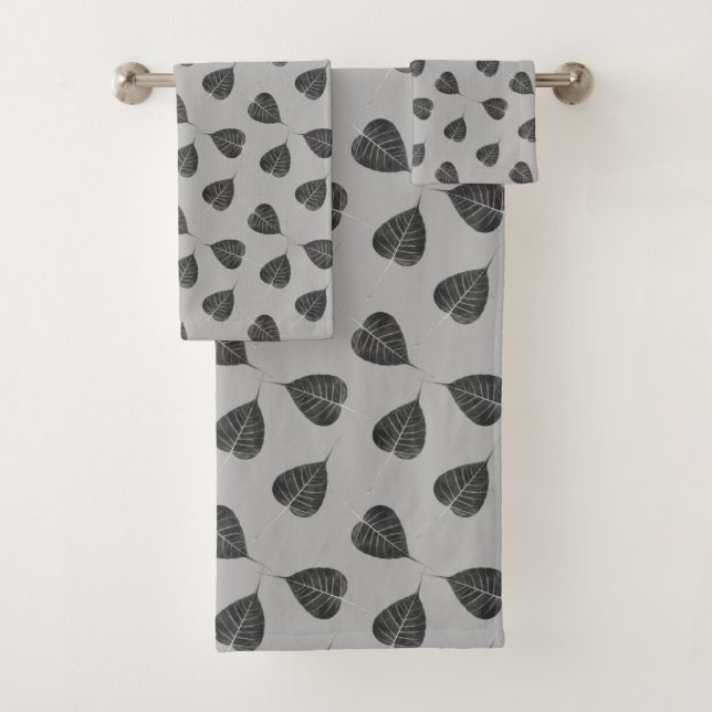 Stylish Bodhi Leaves on Light Silver Gray Bath Towel Set (Insitu)