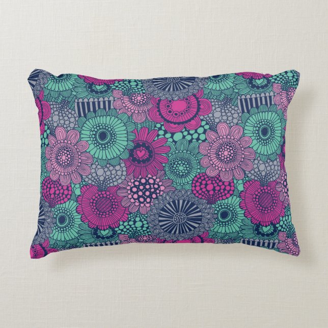 Stylish bright pattern of gorgeous flowers accent pillow (Front)