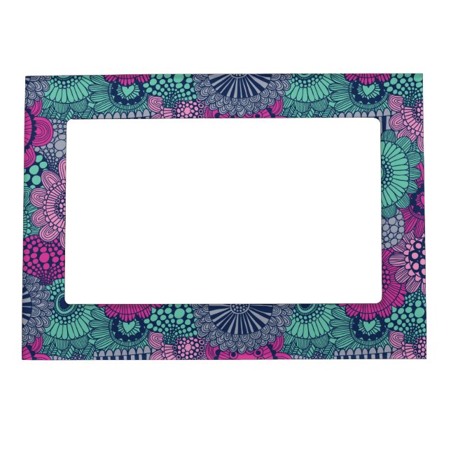 Stylish bright pattern of gorgeous flowers magnetic frame (Front)