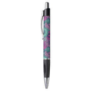 Stylish bright pattern of gorgeous flowers pen