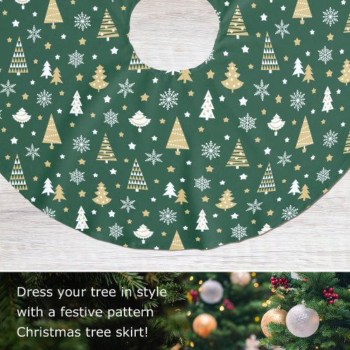 Stylish Christmas Snowflakes Pattern Forest Green Brushed Polyester Tree Skirt