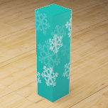 Stylish Cyan Snowflakes Modern Christmas pattern Wine Box<br><div class="desc">Stylish and modern festive pattern featuring a cyan background and elegant, white snowflakes. The clean, geometric snowflake design brings a touch of winter charm, adding sophistication and a festive flair. Perfect for wrapping gifts in a memorable and eye-catching way. This design seamlessly blend modern aesthetics with holiday spirit, making it...</div>