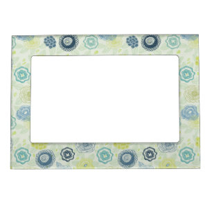 Stylish floral pattern with cute flowers magnetic photo frame