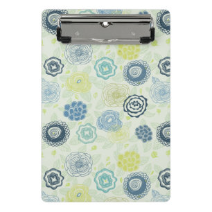 Stylish floral pattern with cute flowers mini clipboard