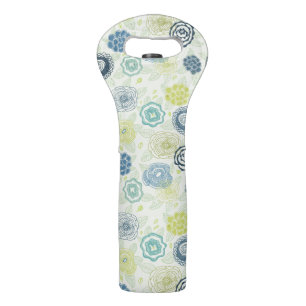 Stylish floral pattern with cute flowers wine bag
