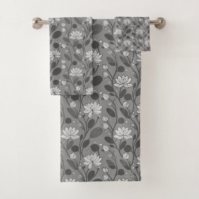 Stylish Flower Pattern on Silver Gray Bath Towel Set (Insitu)