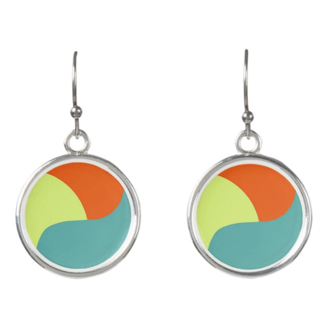 Stylish Geometric Design earrings (Front)