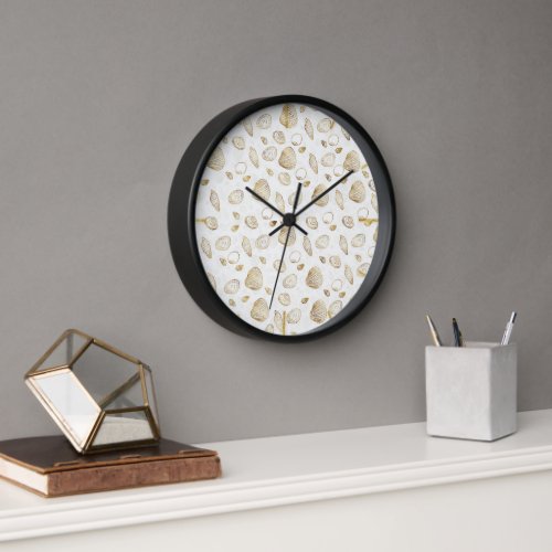Stylish Gold White Seashells Pattern Clock