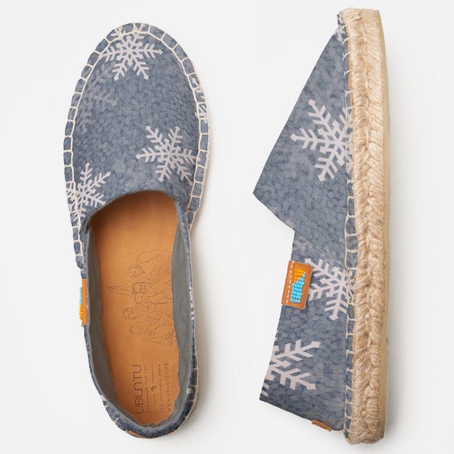 Stylish Gray White Snowflake Layer Textured Winter Espadrilles (Side)