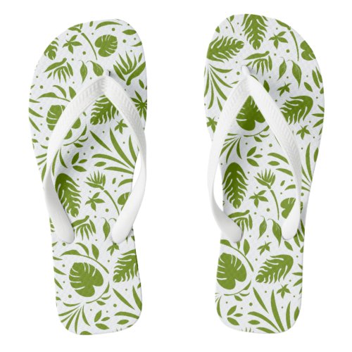 Stylish Green Leaf Pattern Flip Flops