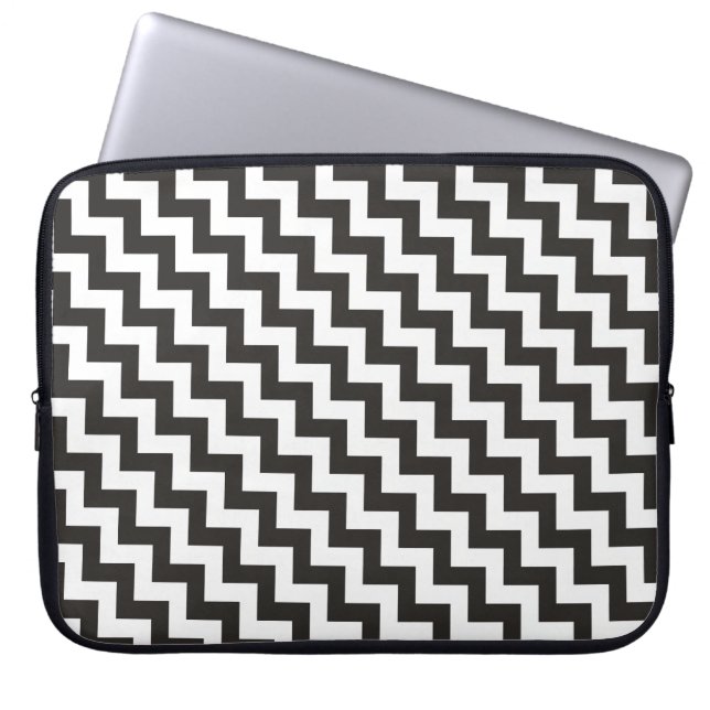 Stylish Laptop Sleeve, Black and White Chevrons Sleeve (Front)