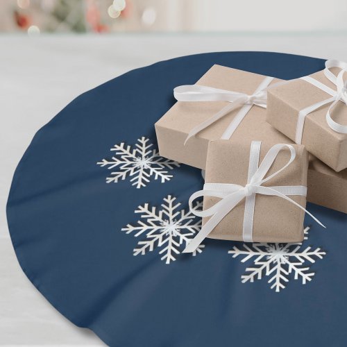 Stylish Minimalist Snowflake Christmas Tree Skirt