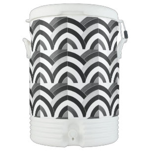 Stylish modern sophisticated chevrons Thunder_Cove Beverage Cooler