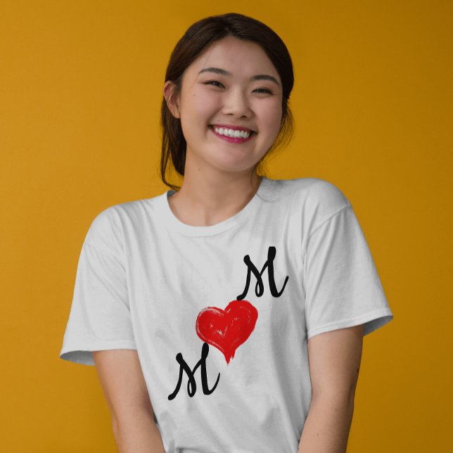 Stylish Mom's Red heart T-Shirt (Creator Uploaded)