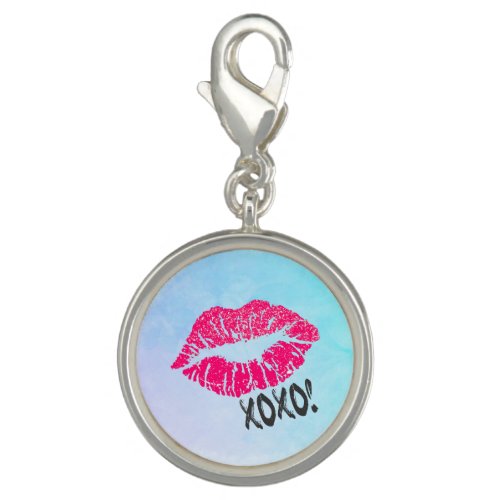 Stylish Pink Kissy Lips with xoxo Charm
