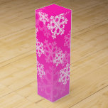 Stylish Pink Snowflakes Modern Christmas pattern Wine Box<br><div class="desc">Stylish and modern festive pattern featuring a pink background and elegant, white snowflakes. The clean, geometric snowflake design brings a touch of winter charm, adding sophistication and a festive flair. Perfect for wrapping gifts in a memorable and eye-catching way. This design seamlessly blend modern aesthetics with holiday spirit, making it...</div>