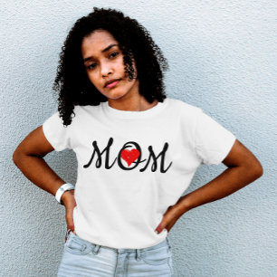 Stylish red heart Sketch : Mom's Love T-Shirt