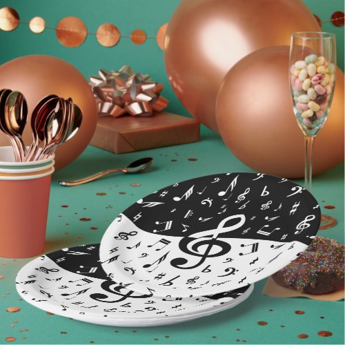 Stylish Treble Clef Wave Black and White Paper Plates