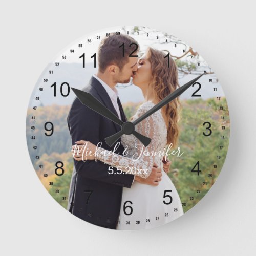 stylish wedding day photo round clock