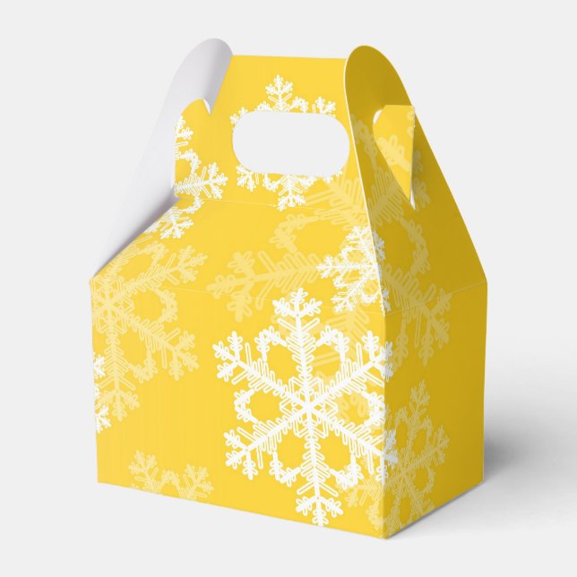 Stylish Yellow Snowflakes Modern Christmas pattern Favor Boxes (Front Side)