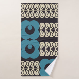 Stylized Flowers: Modern Vintage Geometric. Bath Towel