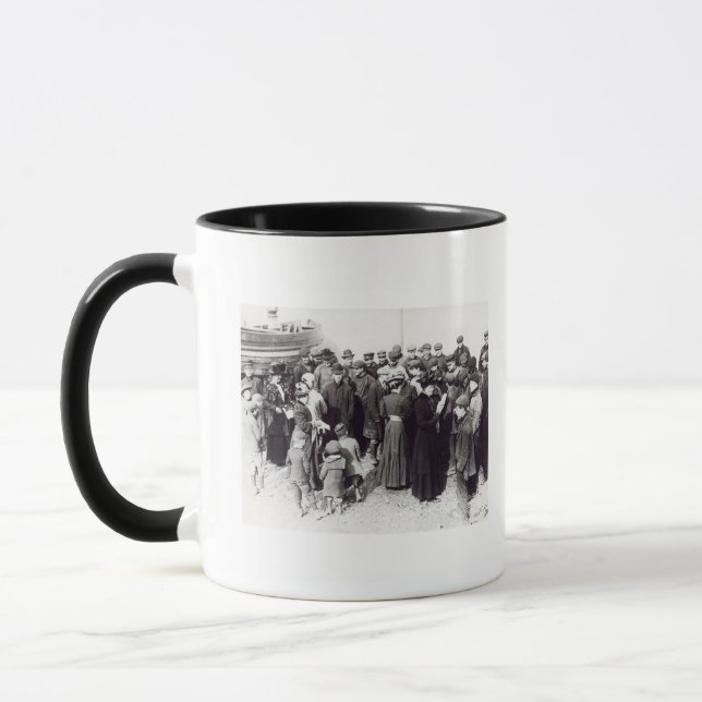 Suffragettes in Hastings, 1908 Mug (Left)