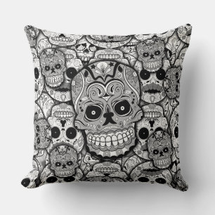 Sugar Skulls Pattern Throw Pillow