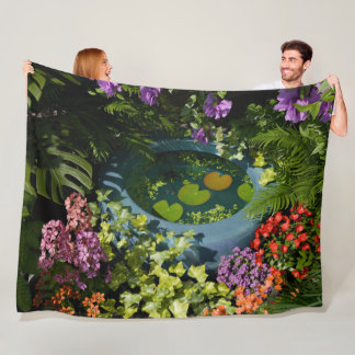 Suiren Bachi Fleece Blanket