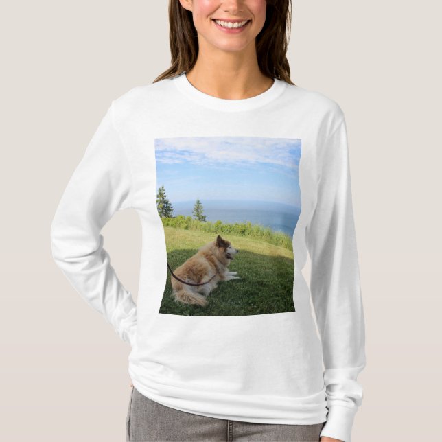 Suka Enjoying Cape George T-Shirt (Front)