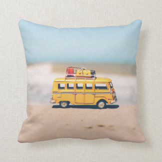 Summer beach adventure - Throw pillow
